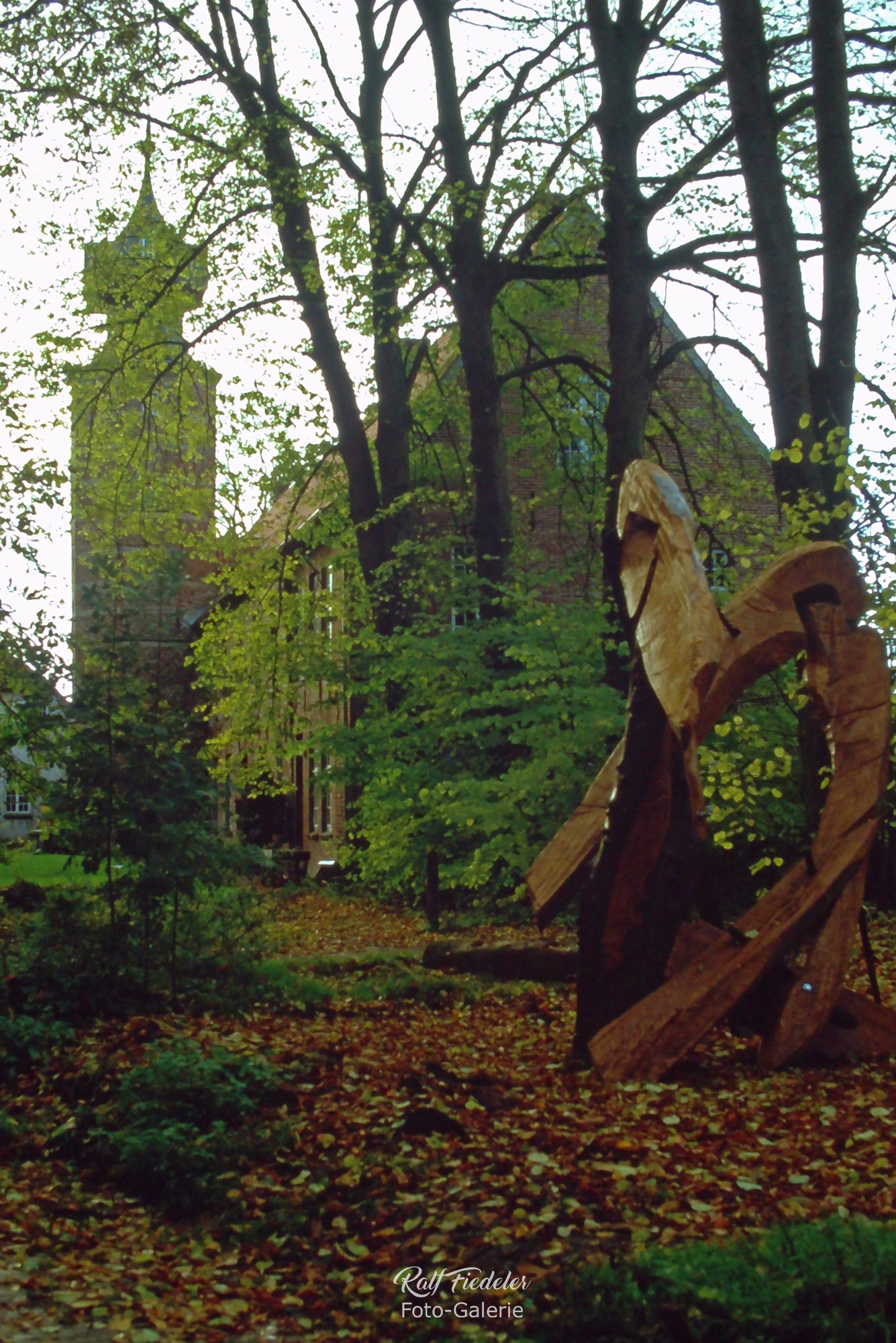 Erhaltenes Schlossgebäude von der ehemaligen Burg Kniphausen