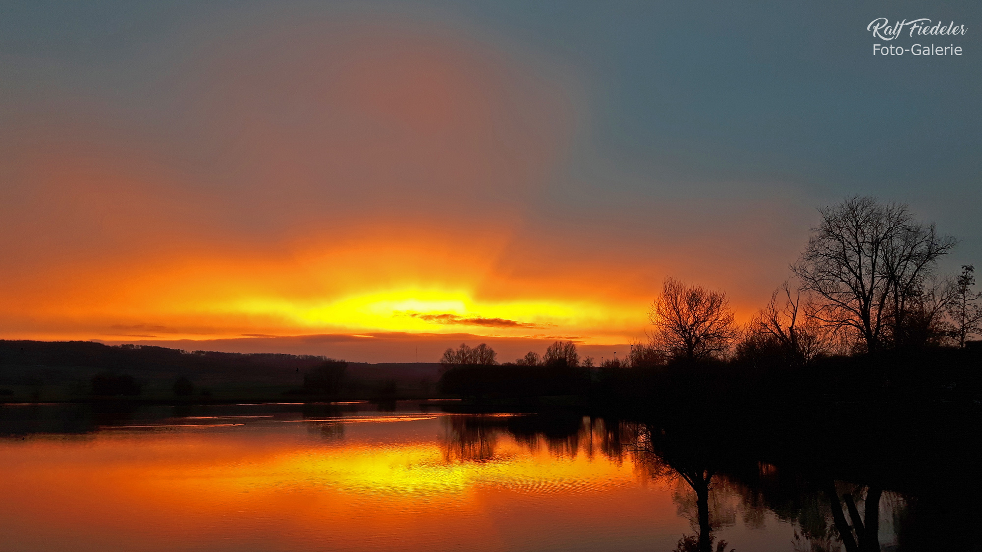 Himmel über dem Obernzenner See am Nachmittag
