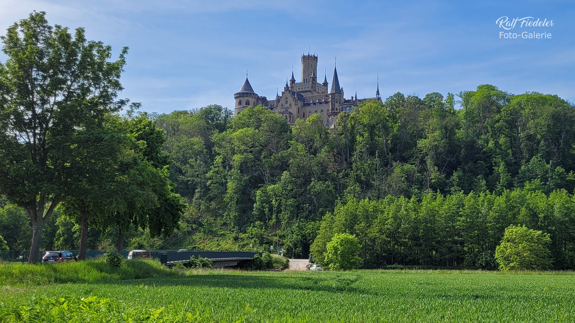 Schloss Marienburg in Pattensen von weitem