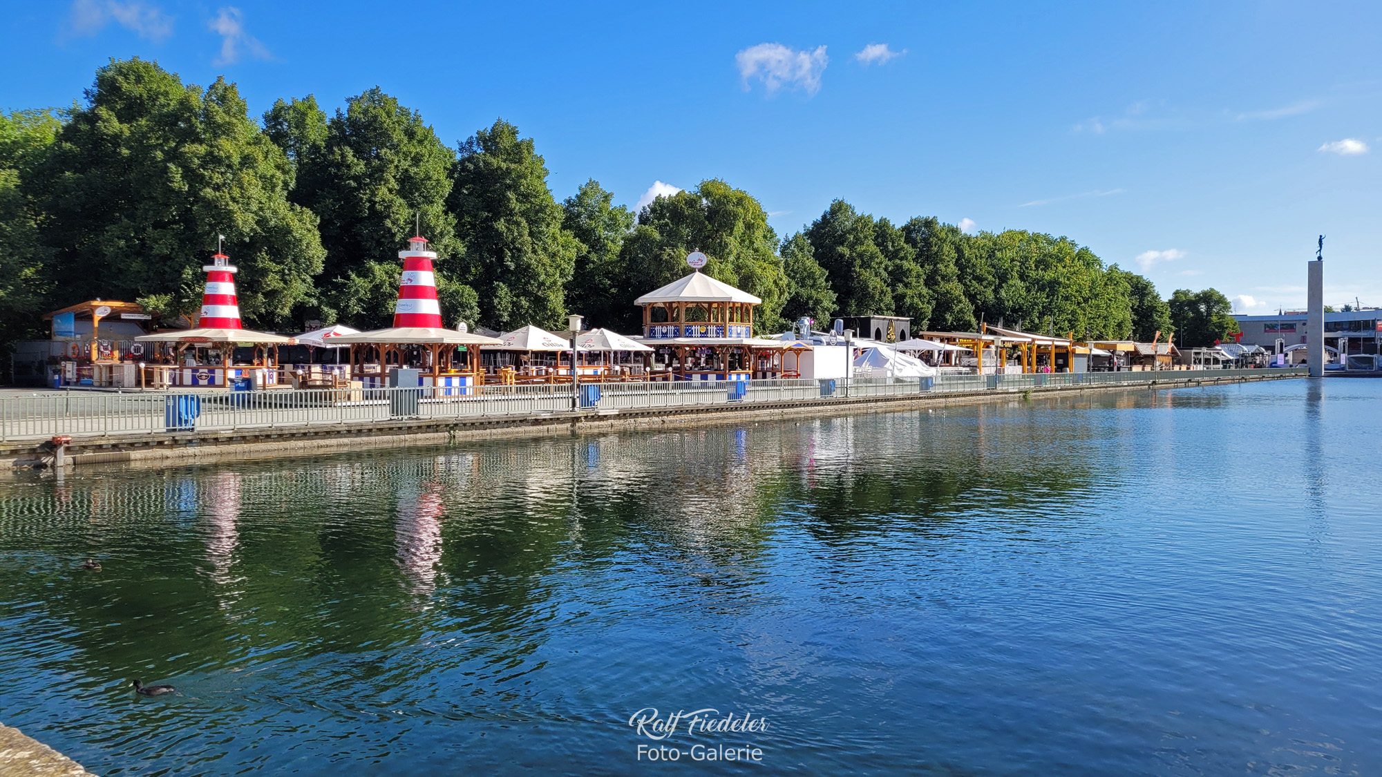 Nordufer während des Maschsee-Festes am Vormittag