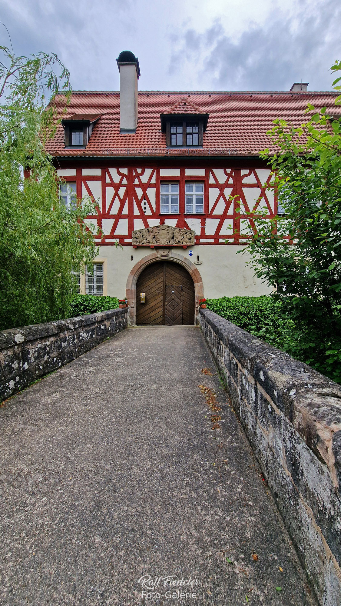 Schloss Rügland der Eingang zum alten Schloss