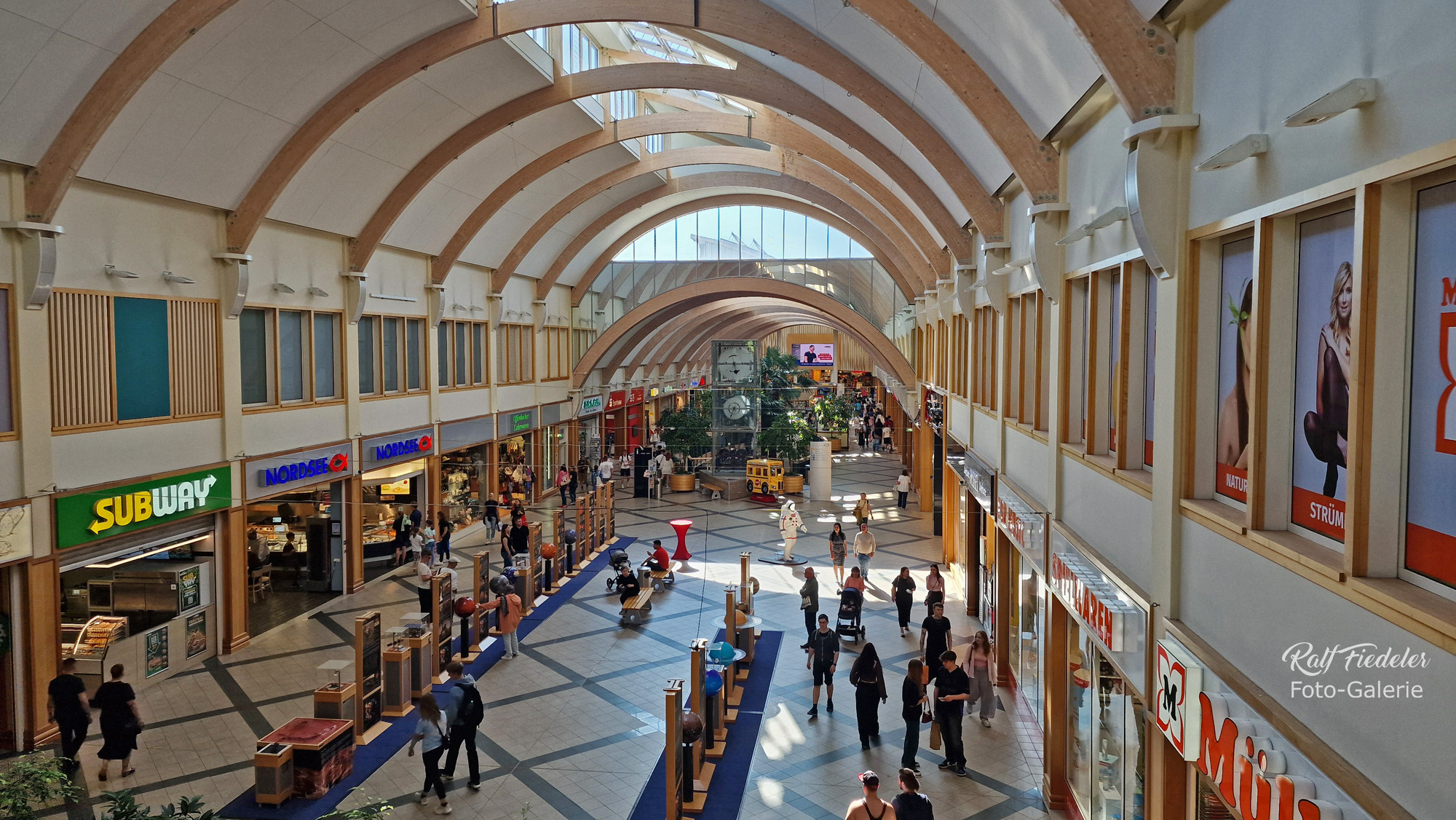 Brücken-Center in Ansbach von der Galerie aus